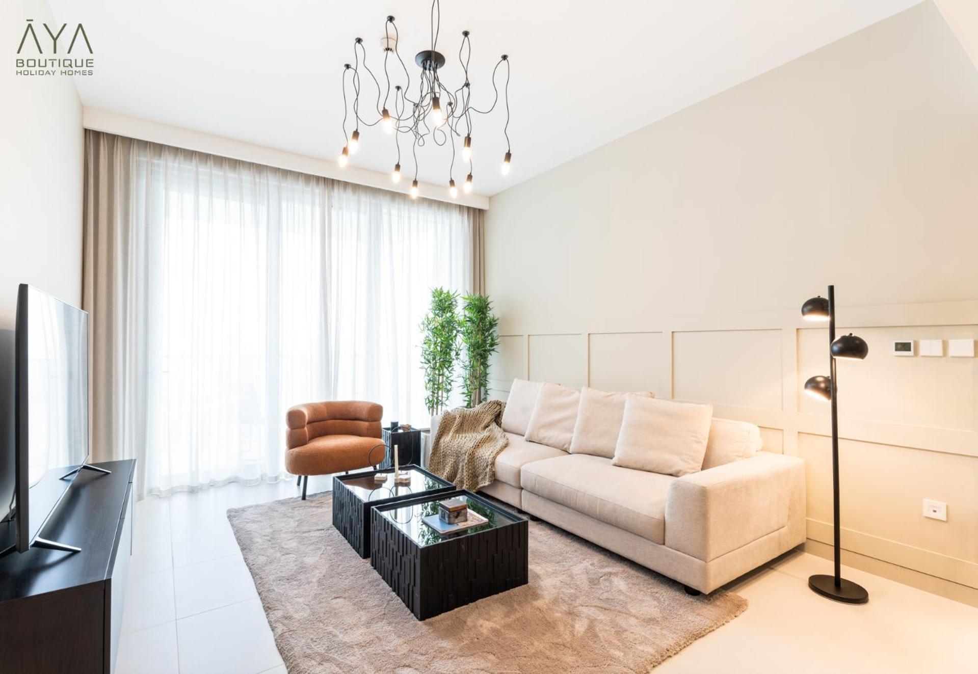 Elegant Luxury With Stunning Views In Creek Harbour Apartment *